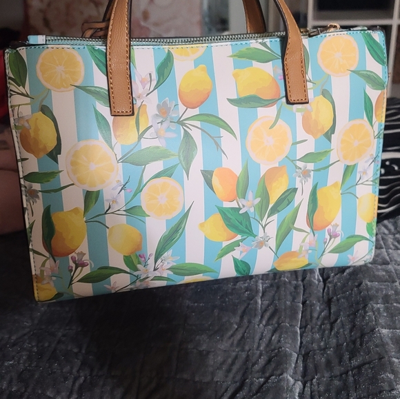 Just Fab Heals Size 11 & Handbag Set NWOT - Picture 6 of 9